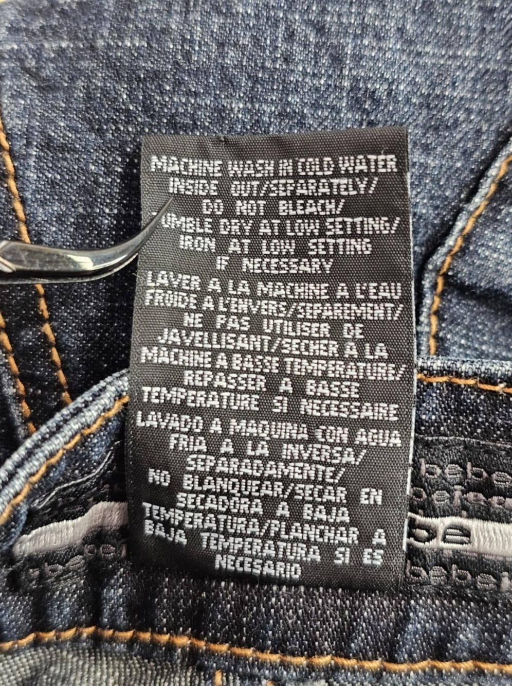 Rare VTG Y2K bebe Low Rise Patchwork Flared Jeans, Sz 26 - Picture 10 of 11